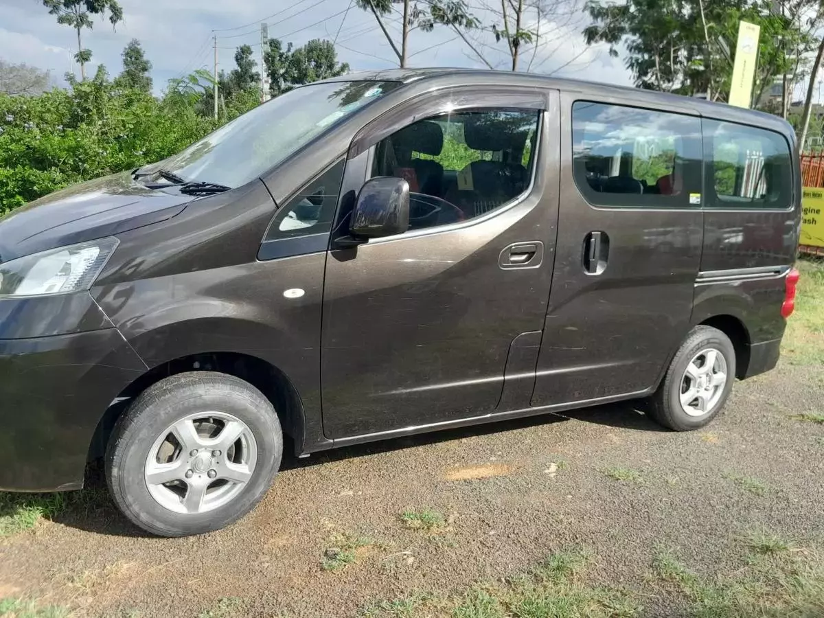 Nissan NV200   - 2016