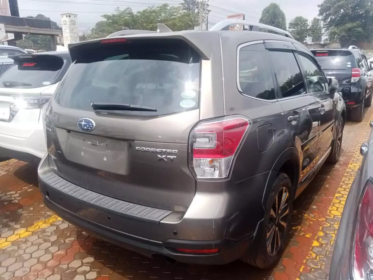 Subaru Forester   - 2016