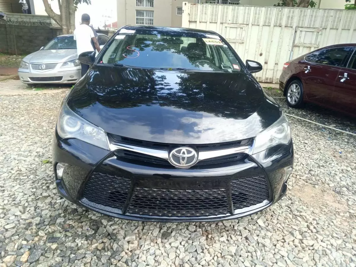 Toyota Camry   - 2015