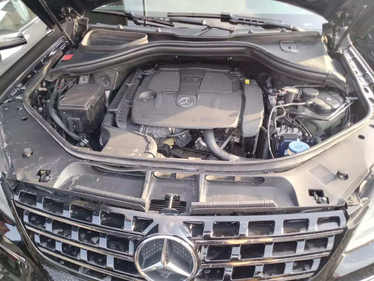 Mercedes-Benz ML 350   - 2012