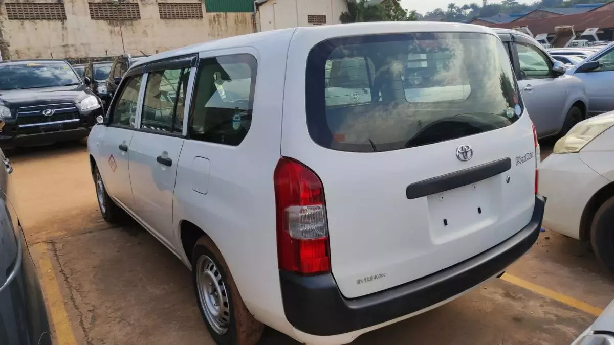Toyota Probox  - 2015