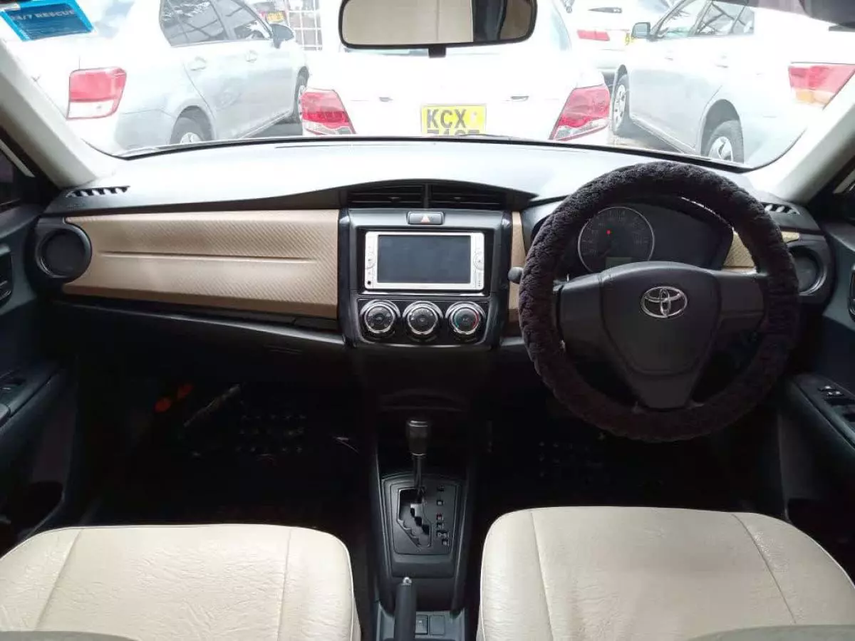Toyota Axio  - 2014