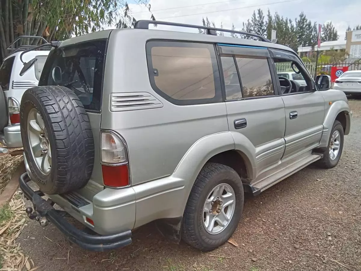 Toyota Prado   - 2000