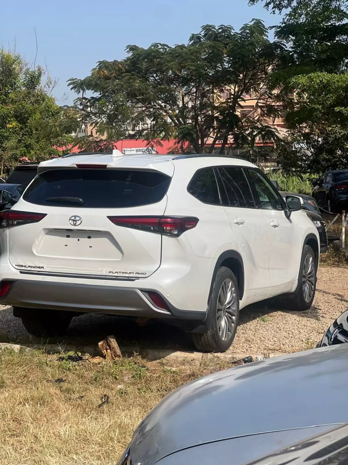 Toyota Highlander   - 2022