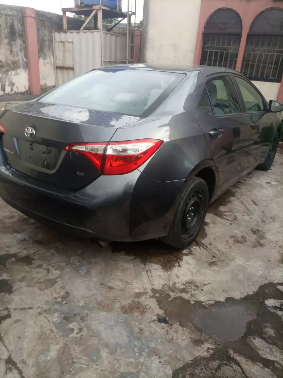 Toyota Corolla   - 2014