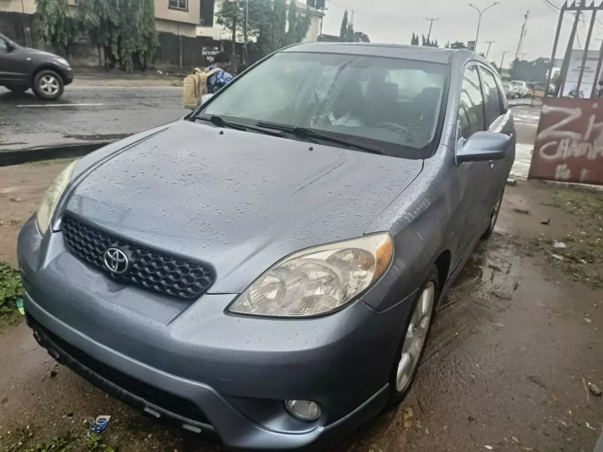 Toyota Matrix   - 2005