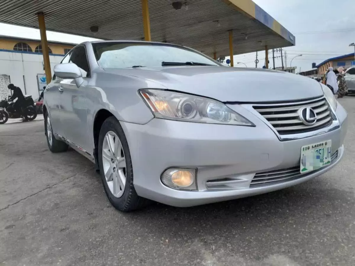 Lexus ES 350   - 2009