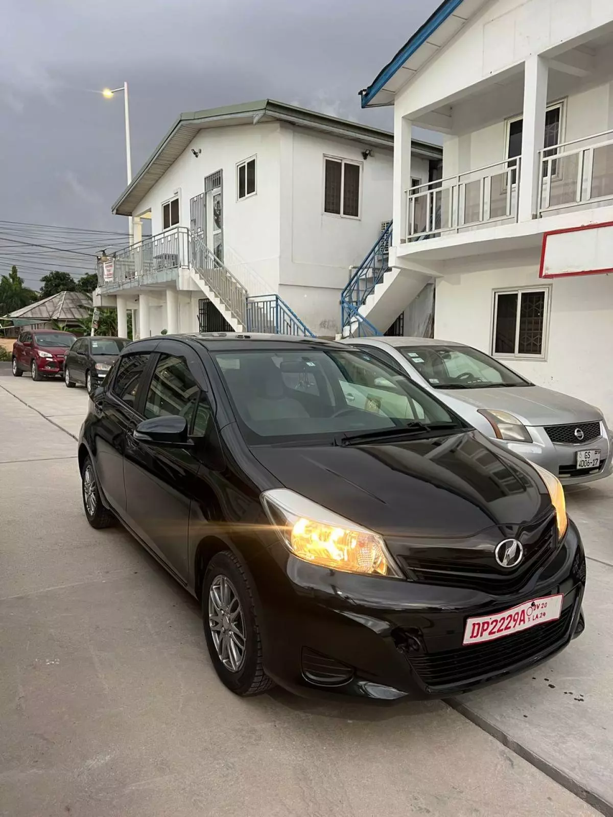 Toyota Vitz   - 2013