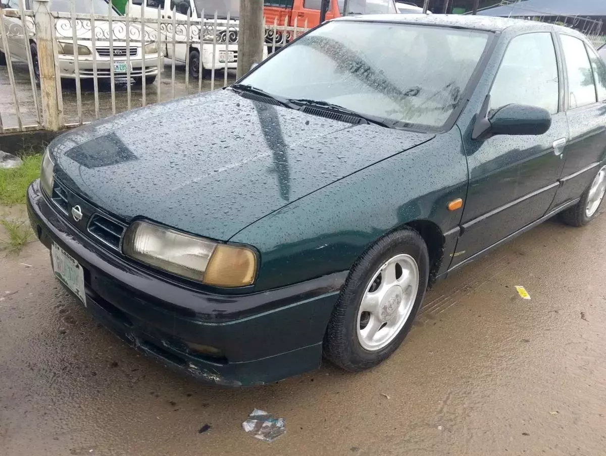 Nissan Primera   - 1999