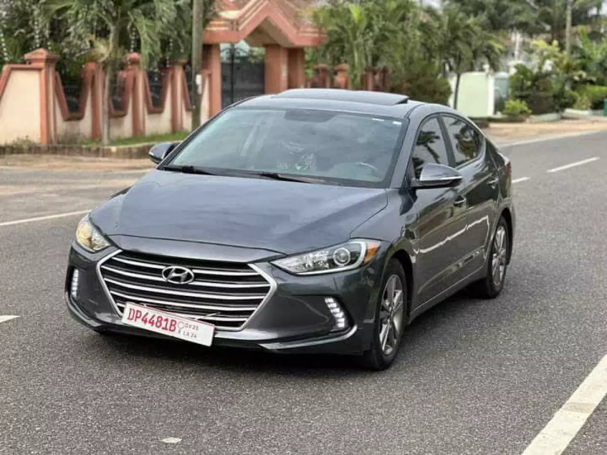 Hyundai Elantra   - 2017