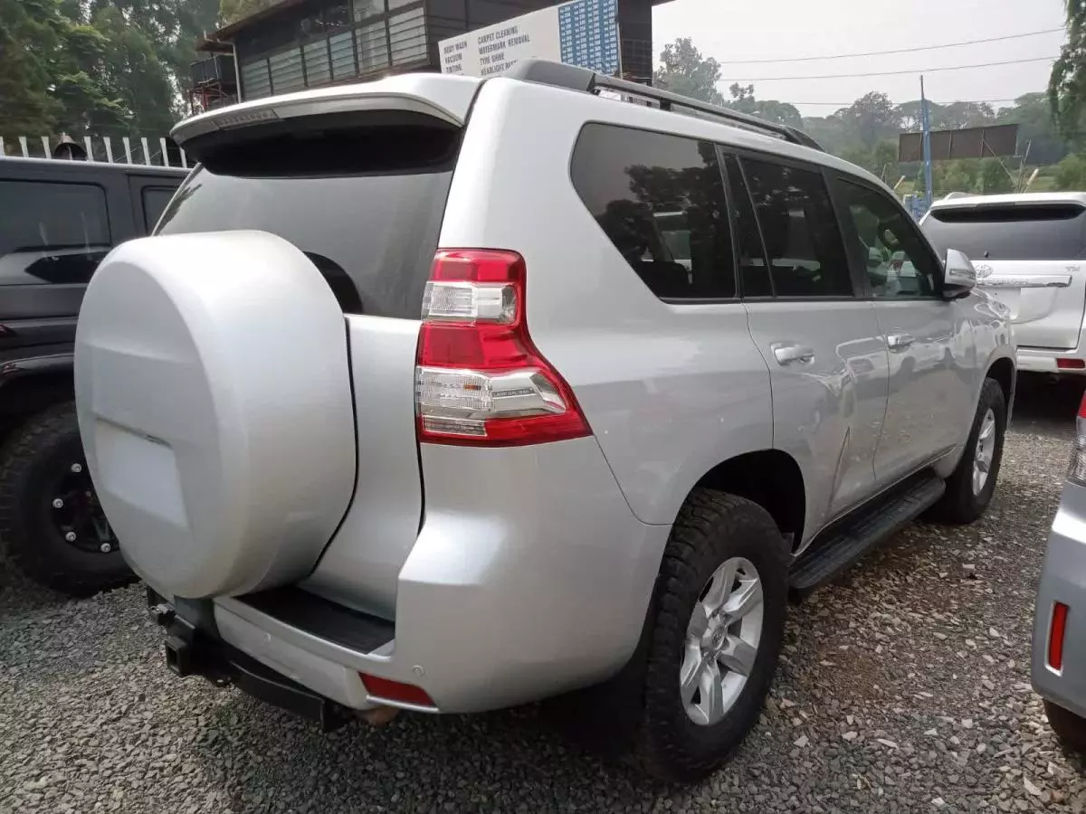 Toyota Landcruiser prado TX - 2016