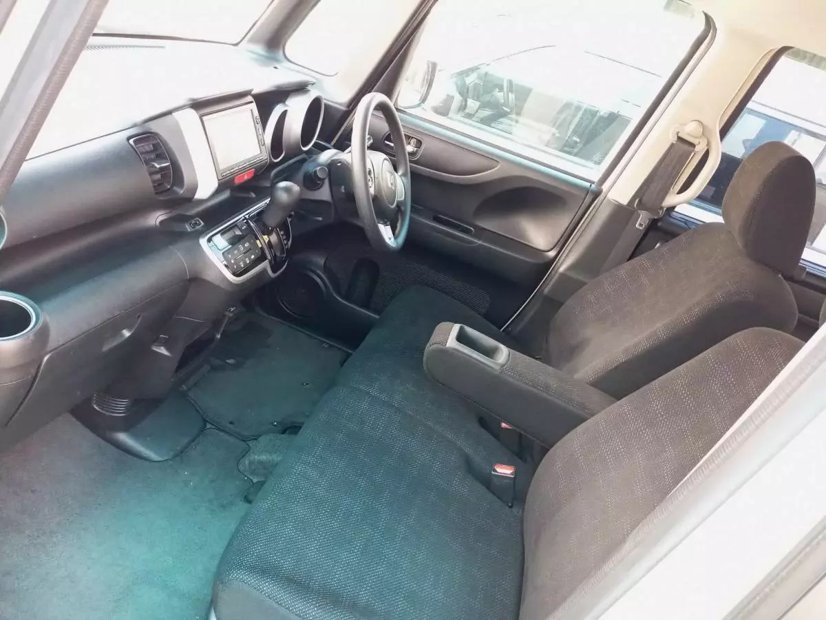 Honda N Box - 2015