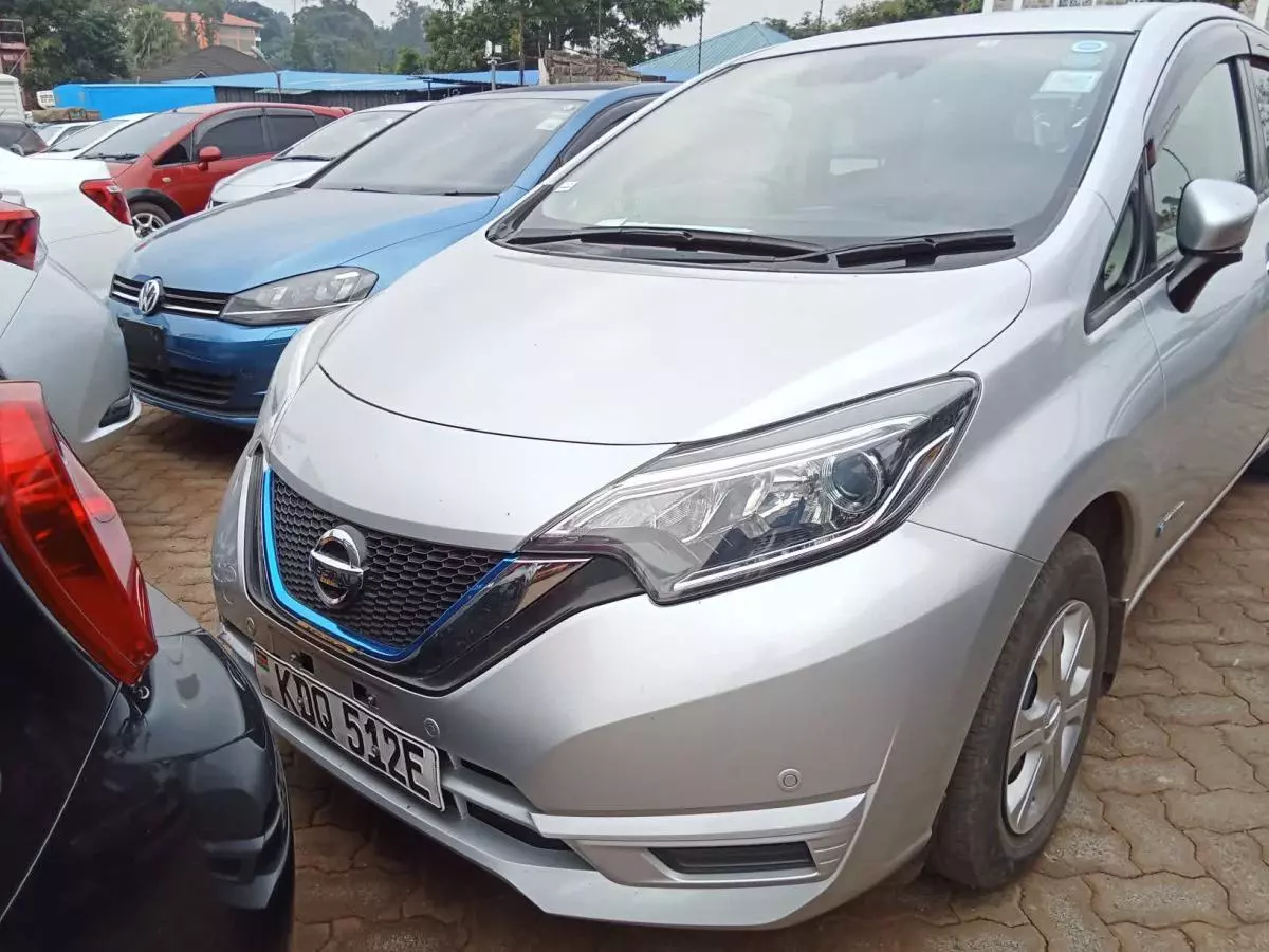 Nissan Note Hybrid E-Power   - 2016