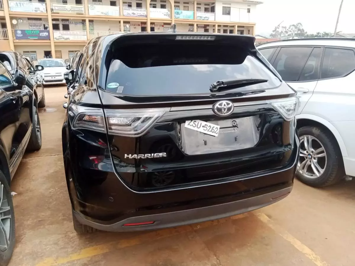 Toyota Harrier   - 2015