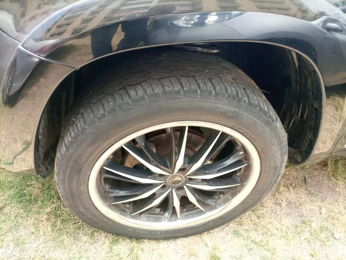Toyota Vanguard  - 2011