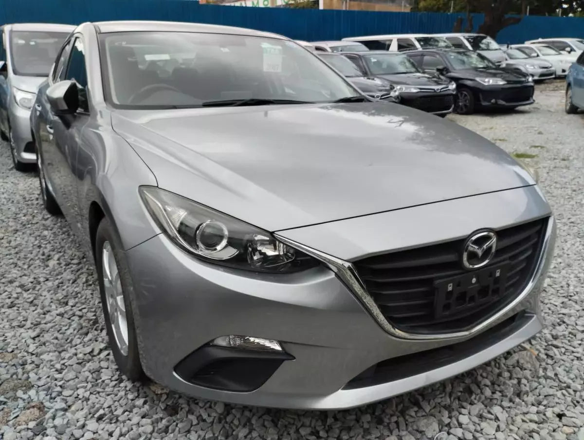 Mazda Axela  - 2016