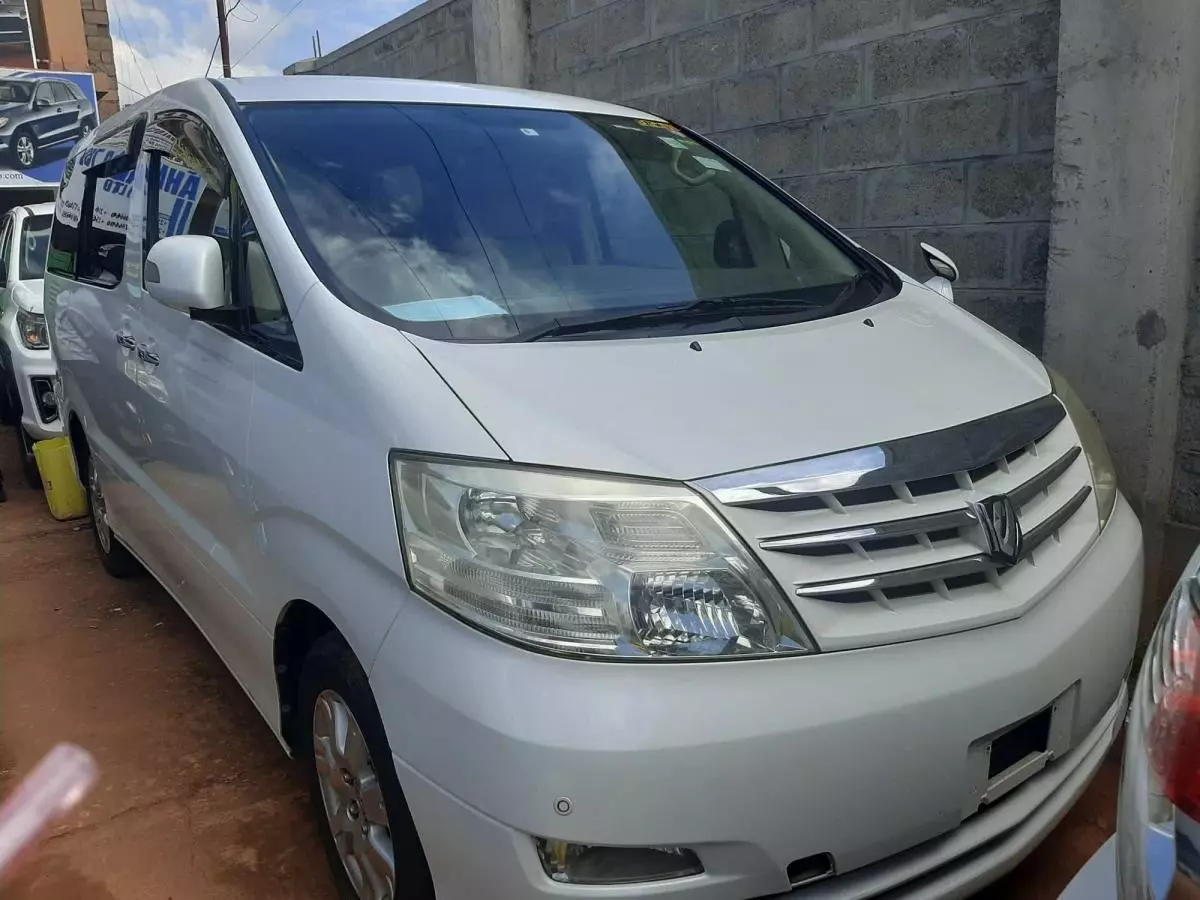 Toyota Alphard   - 2008