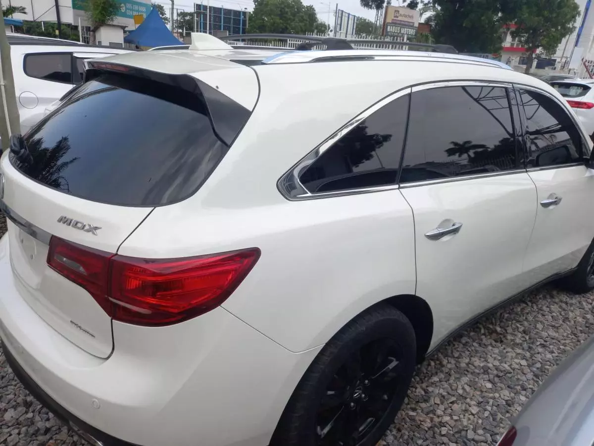 Acura MDX   - 2016