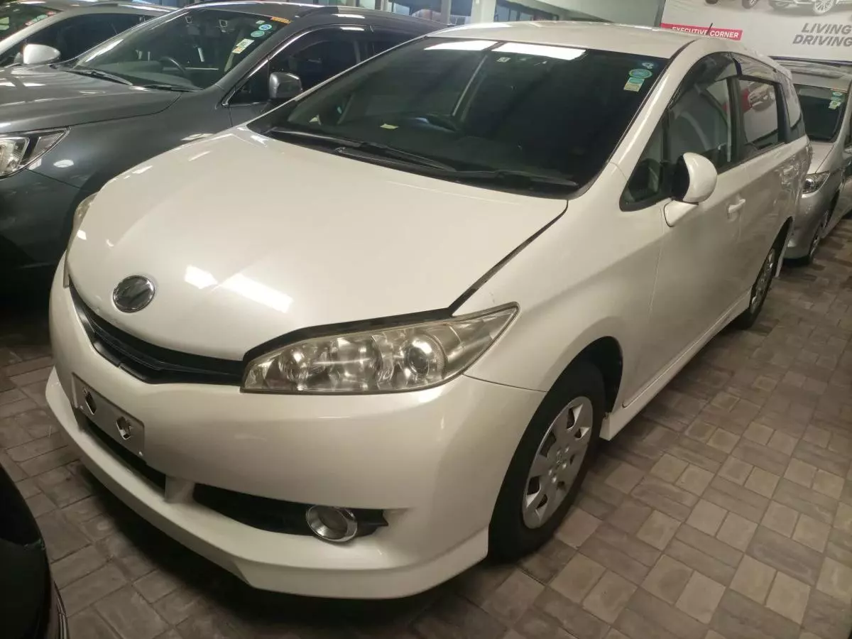 Toyota Wish   - 2015