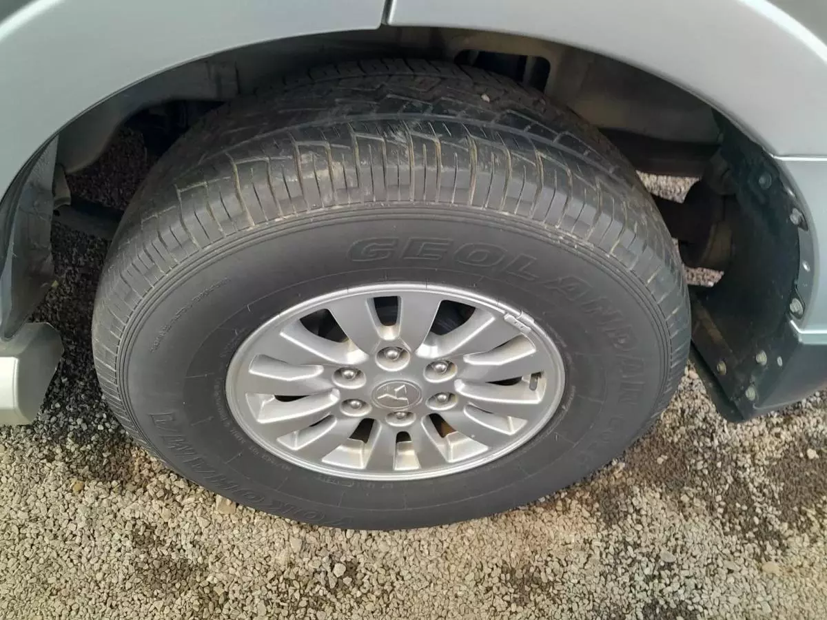 Mitsubishi Pajero - 2015