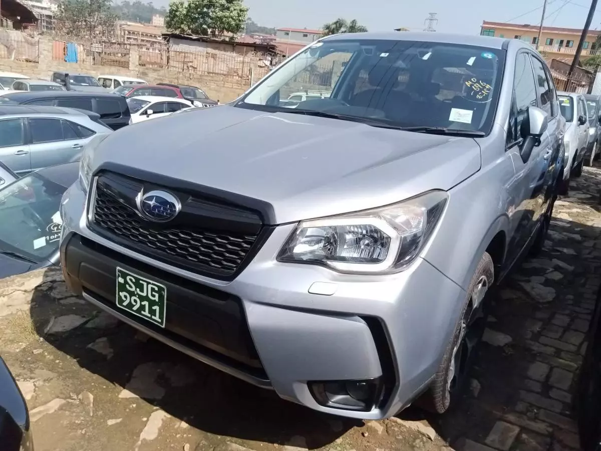 Subaru Forester   - 2015