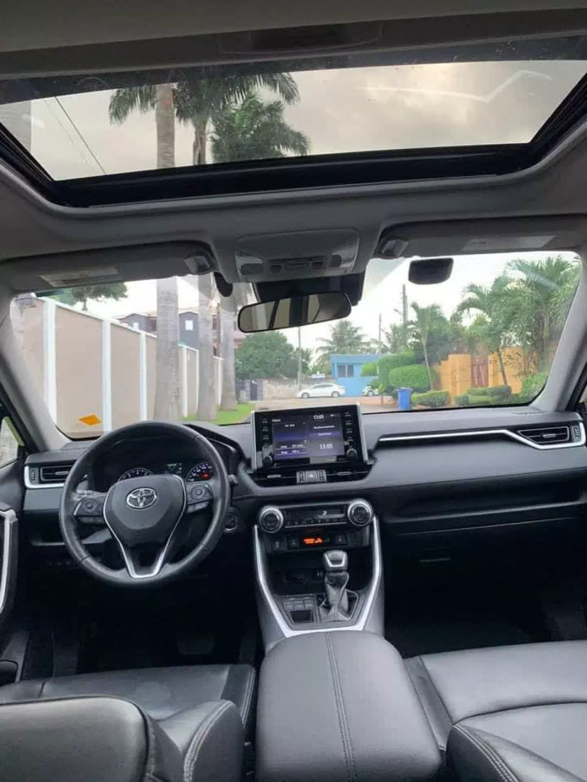 Toyota RAV 4   - 2021