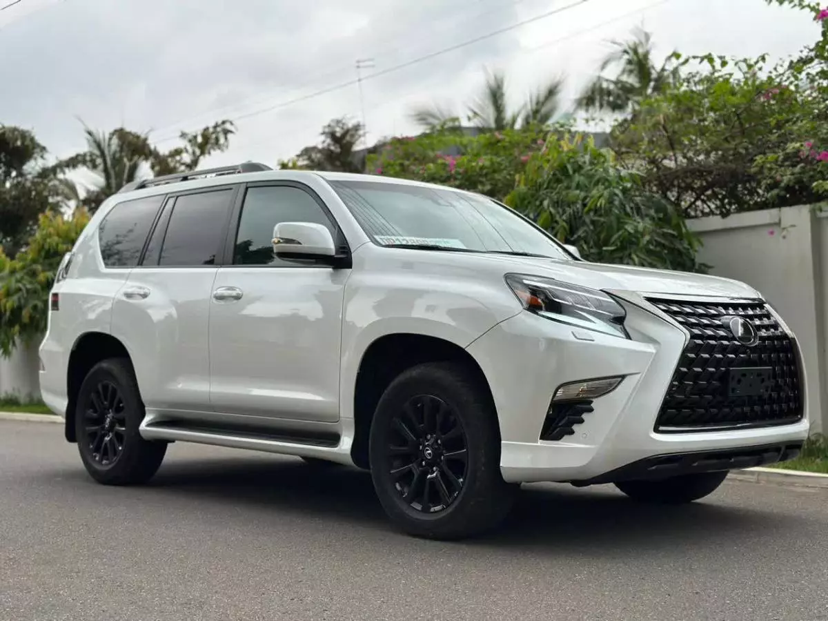 Lexus GX 460   - 2023