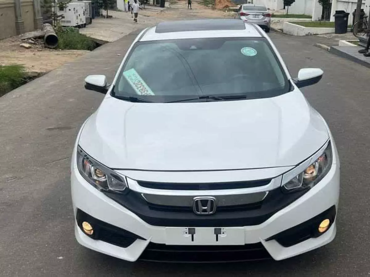 Honda Civic   - 2018