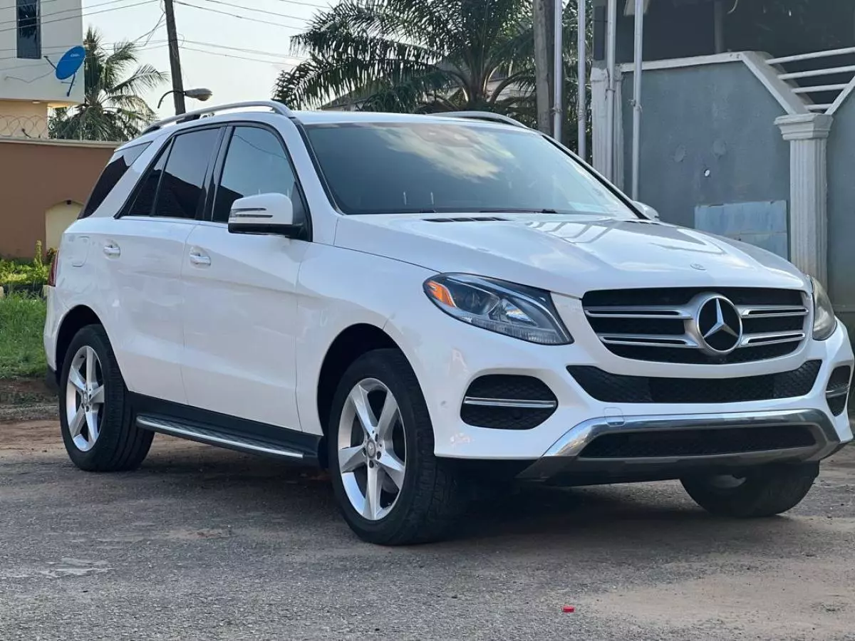 Mercedes-Benz GLE 350   - 2016