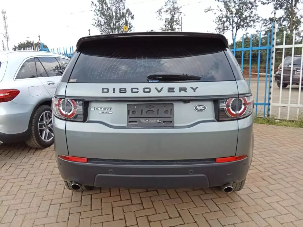 Land Rover Discovery Sport   - 2015