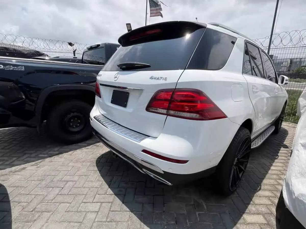 Mercedes-Benz GLE 350   - 2018