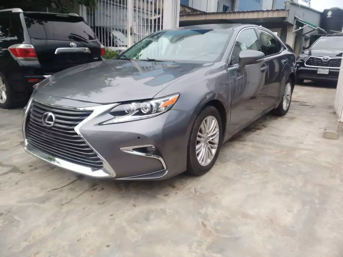 Lexus ES 350   - 2013