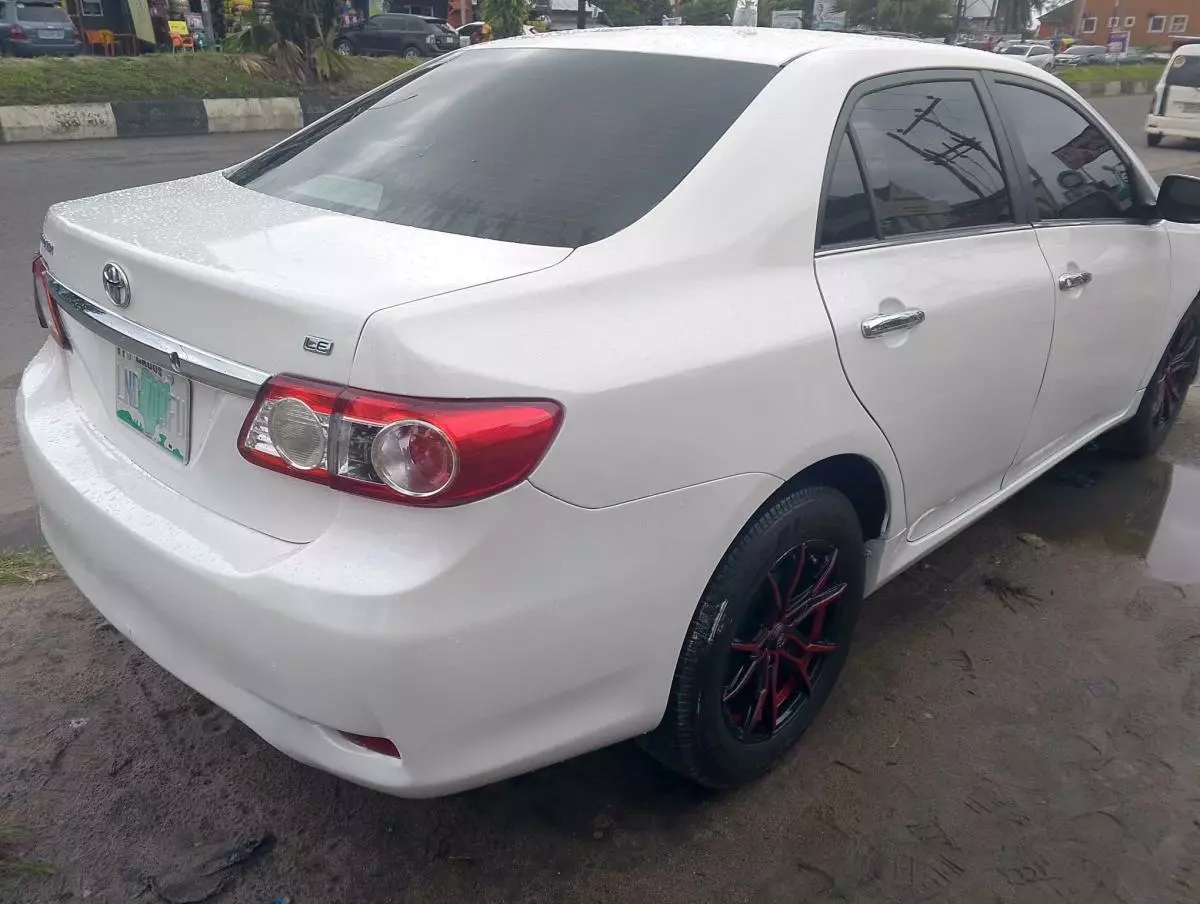 Toyota Corolla   - 2013