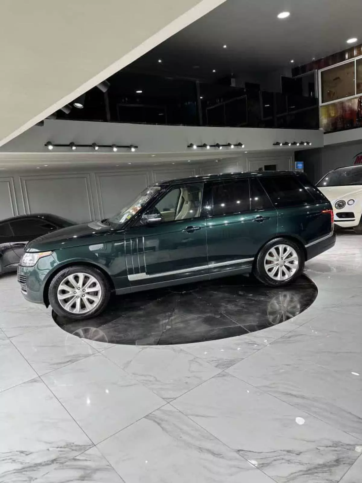 Land Rover Range Rover   - 2016