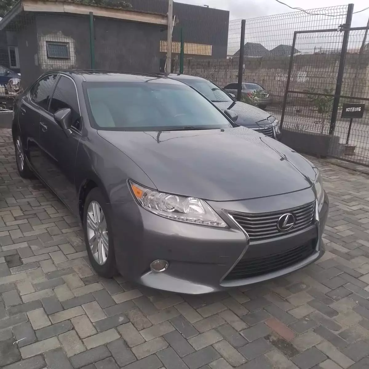 Lexus ES 350   - 2014