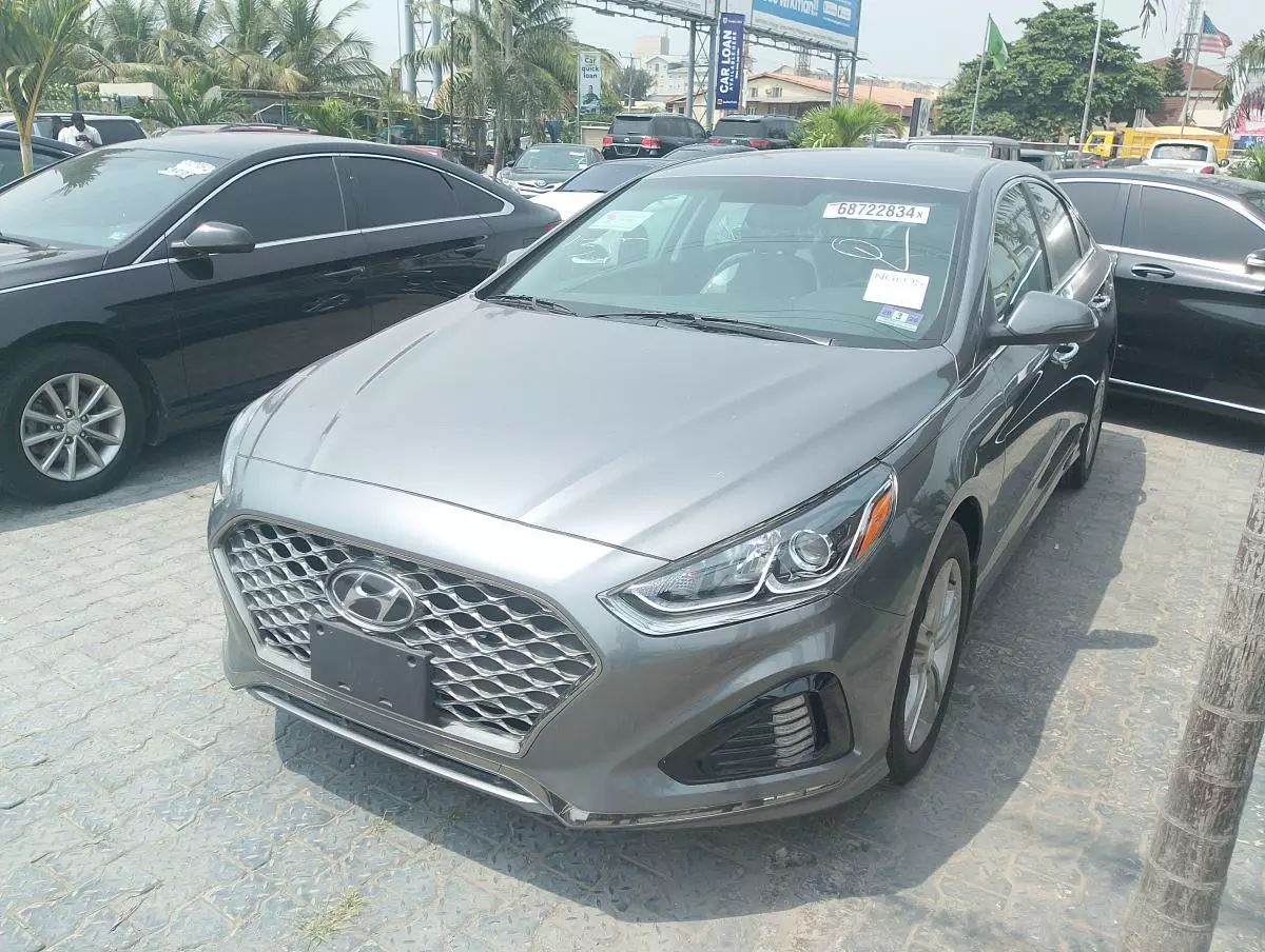 Hyundai Sonata   - 2019