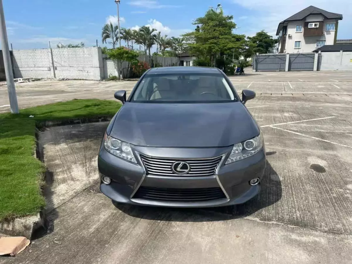 Lexus ES 350   - 2014