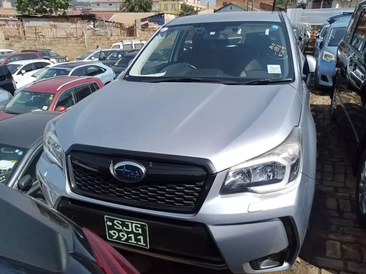 Subaru Forester   - 2015