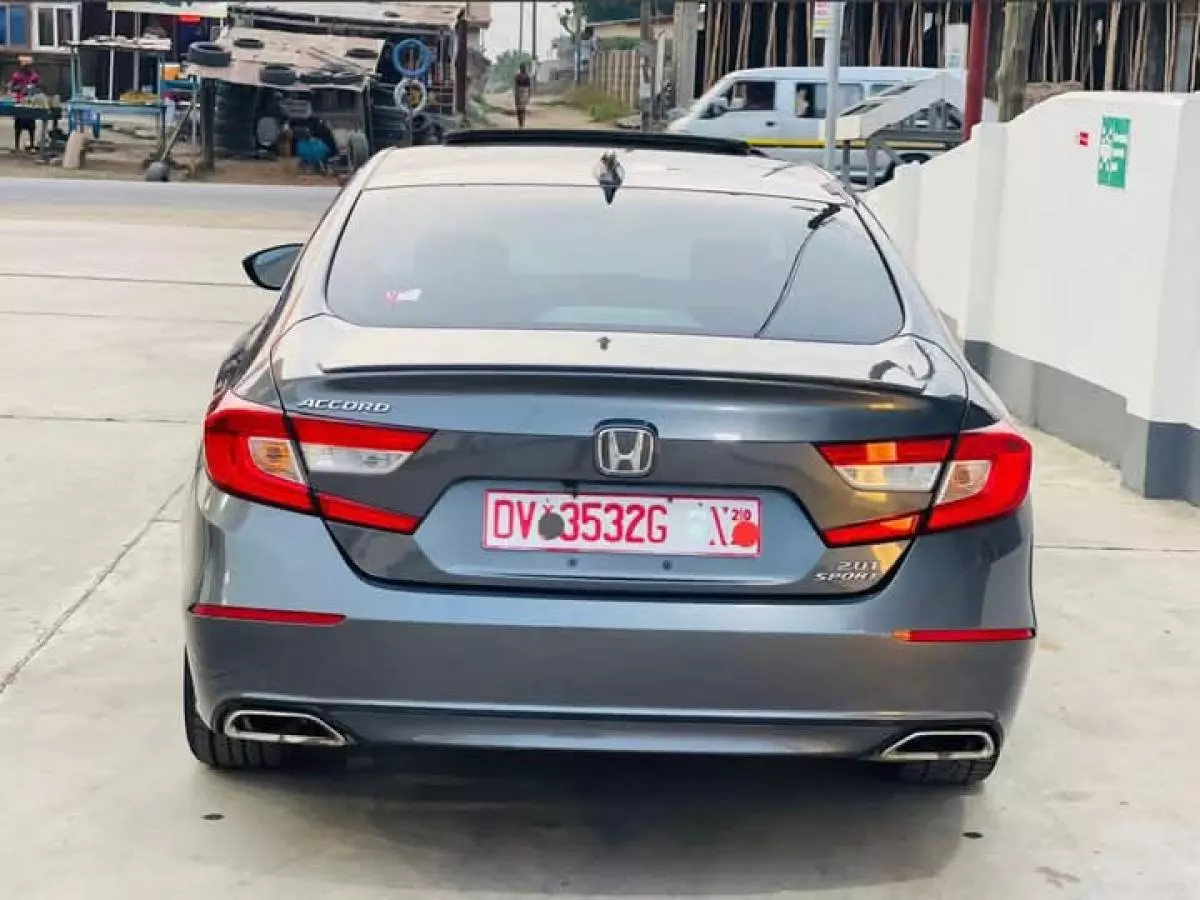 Honda Accord   - 2018