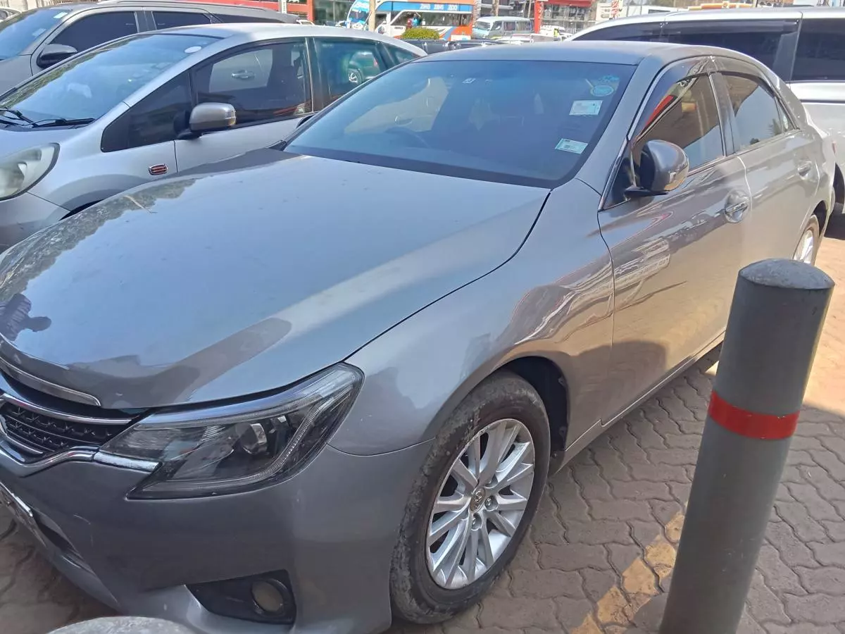 Toyota Mark X   - 2013