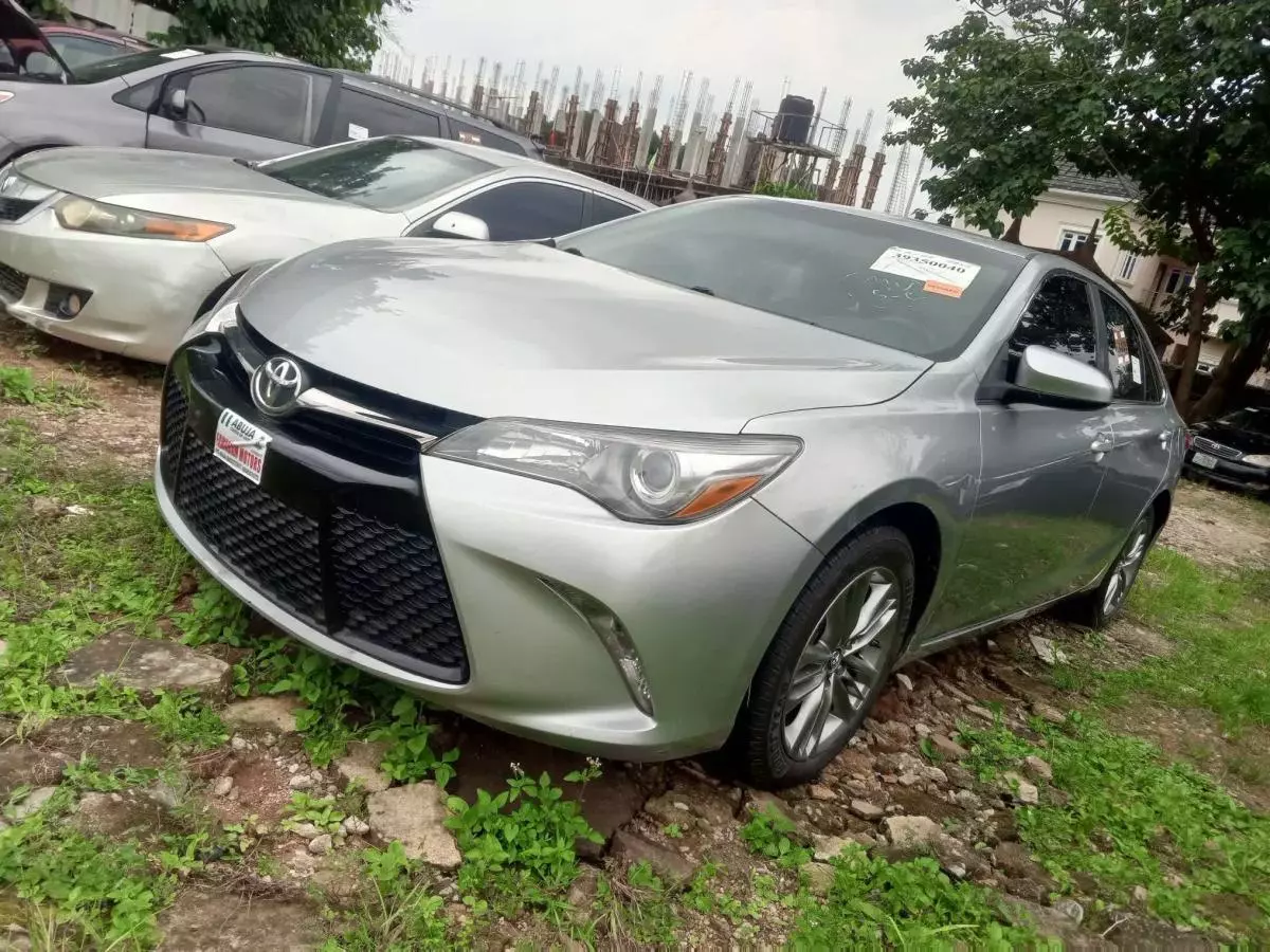 Toyota Camry   - 2015