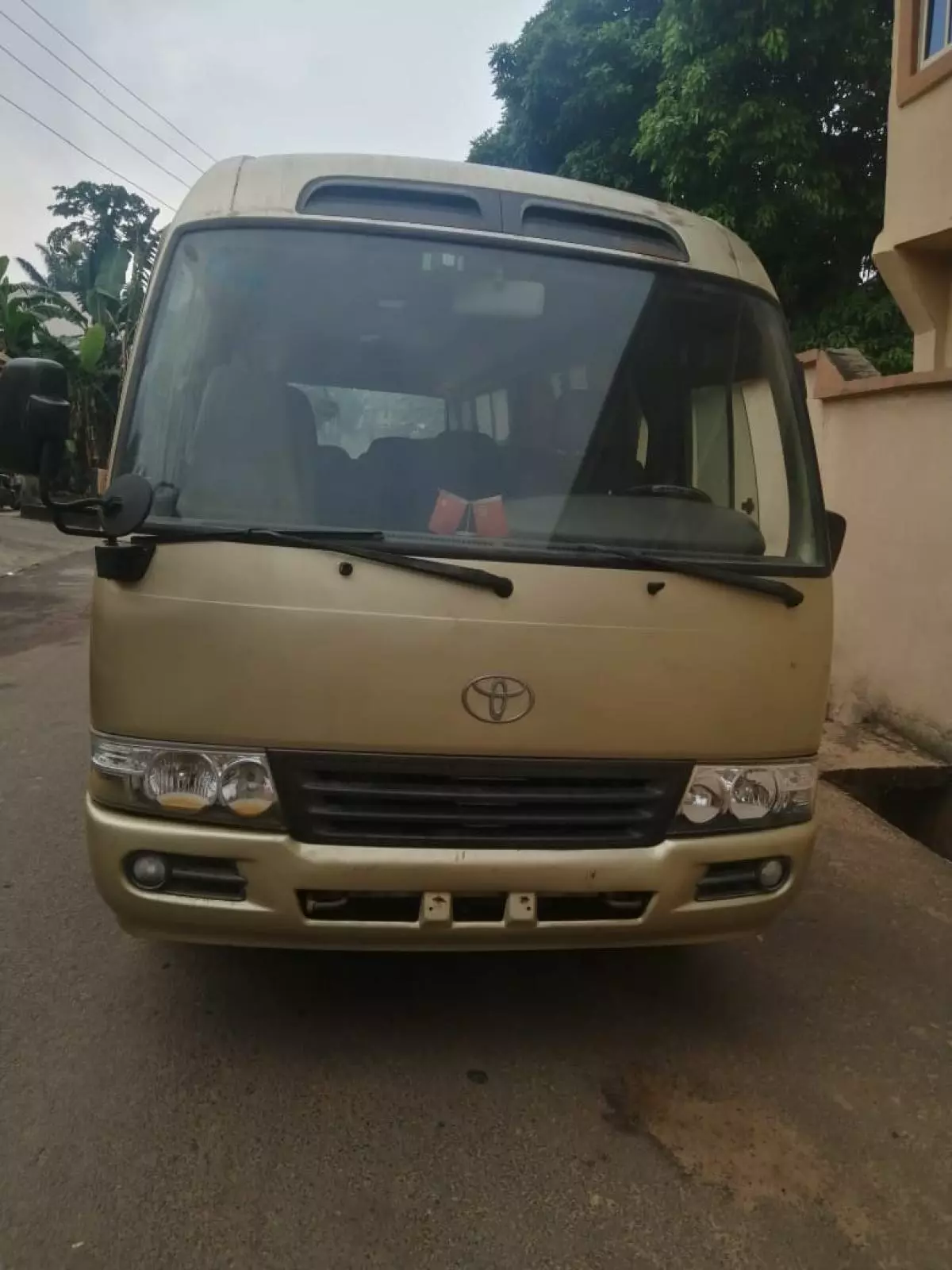 Toyota Coaster   - 2014