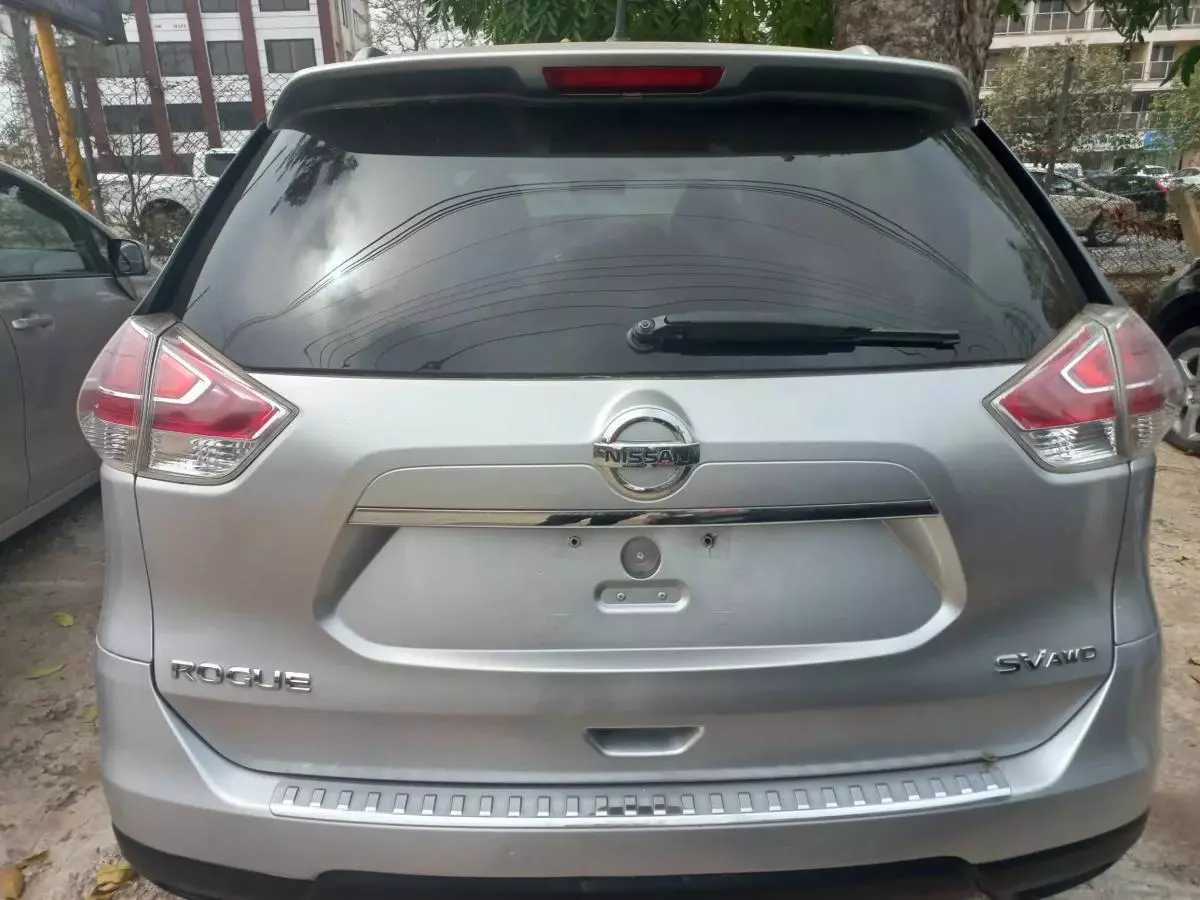 Nissan Rogue - 2015