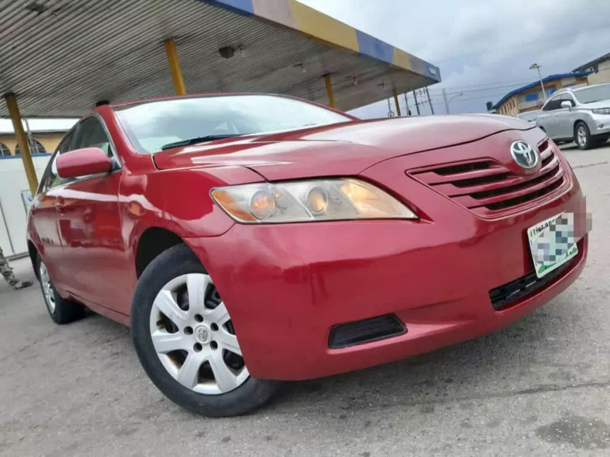 Toyota Camry   - 2007