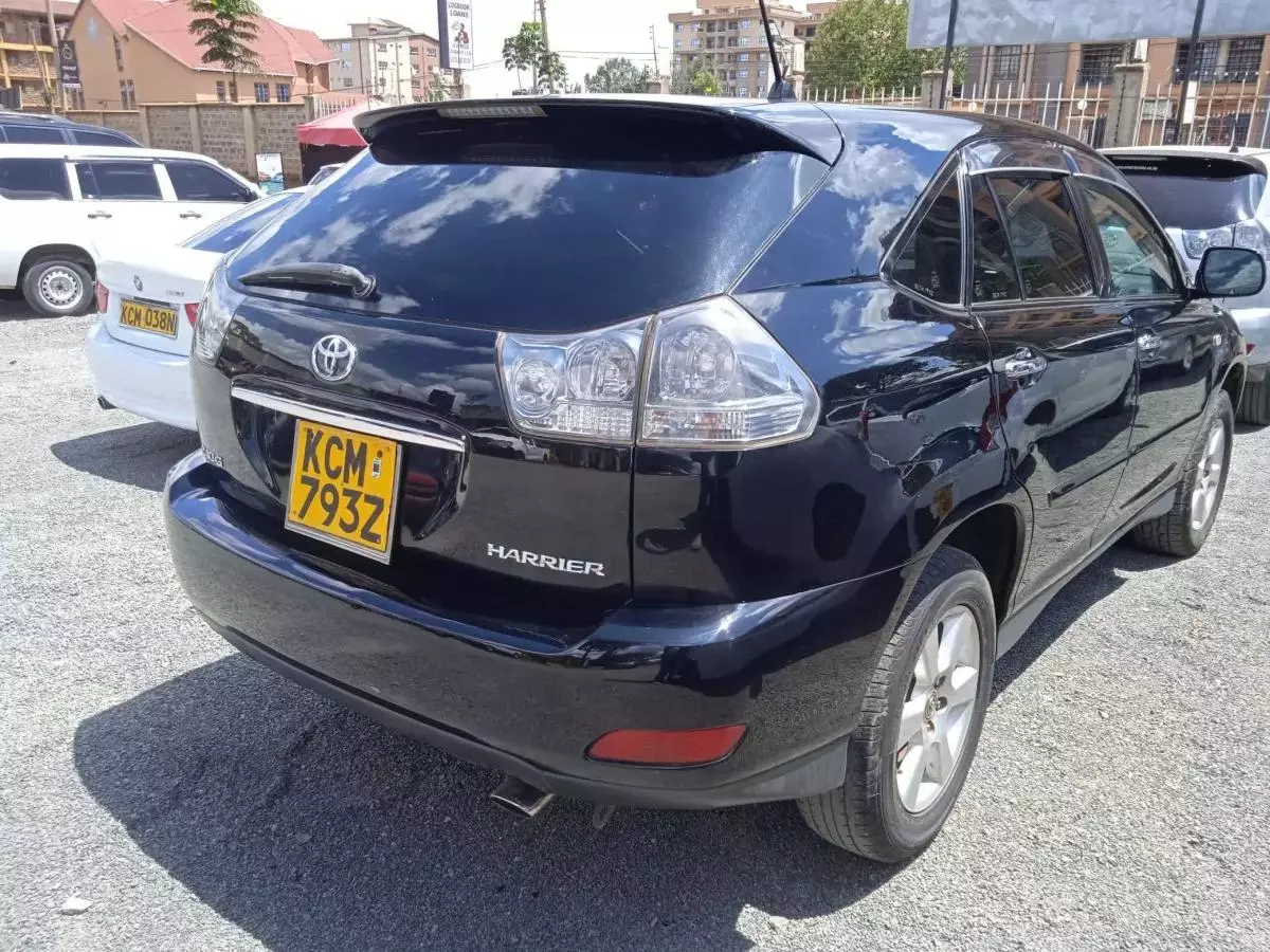 Toyota Harrier - 2010