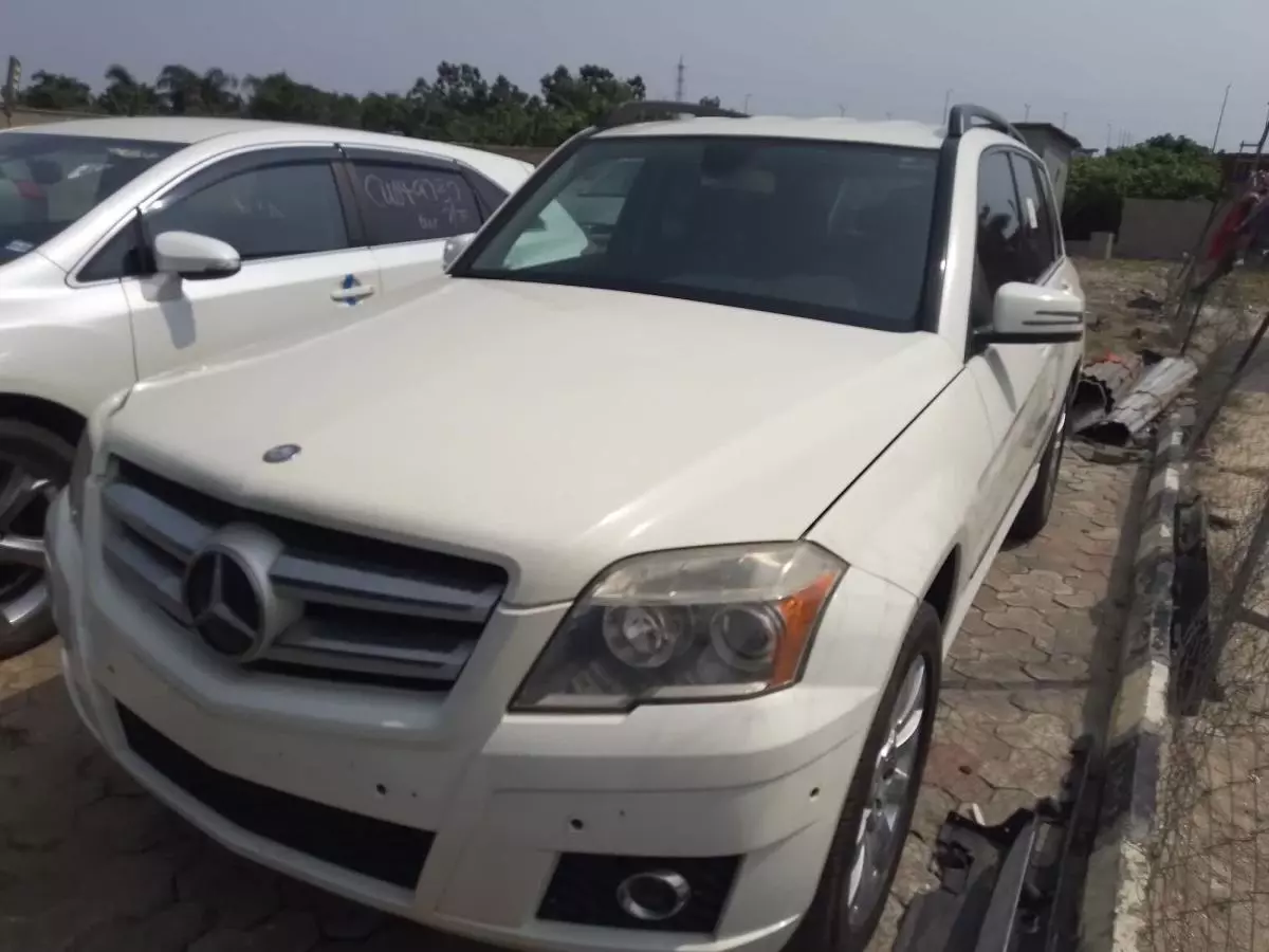 Mercedes-Benz GLK 350 - 2012