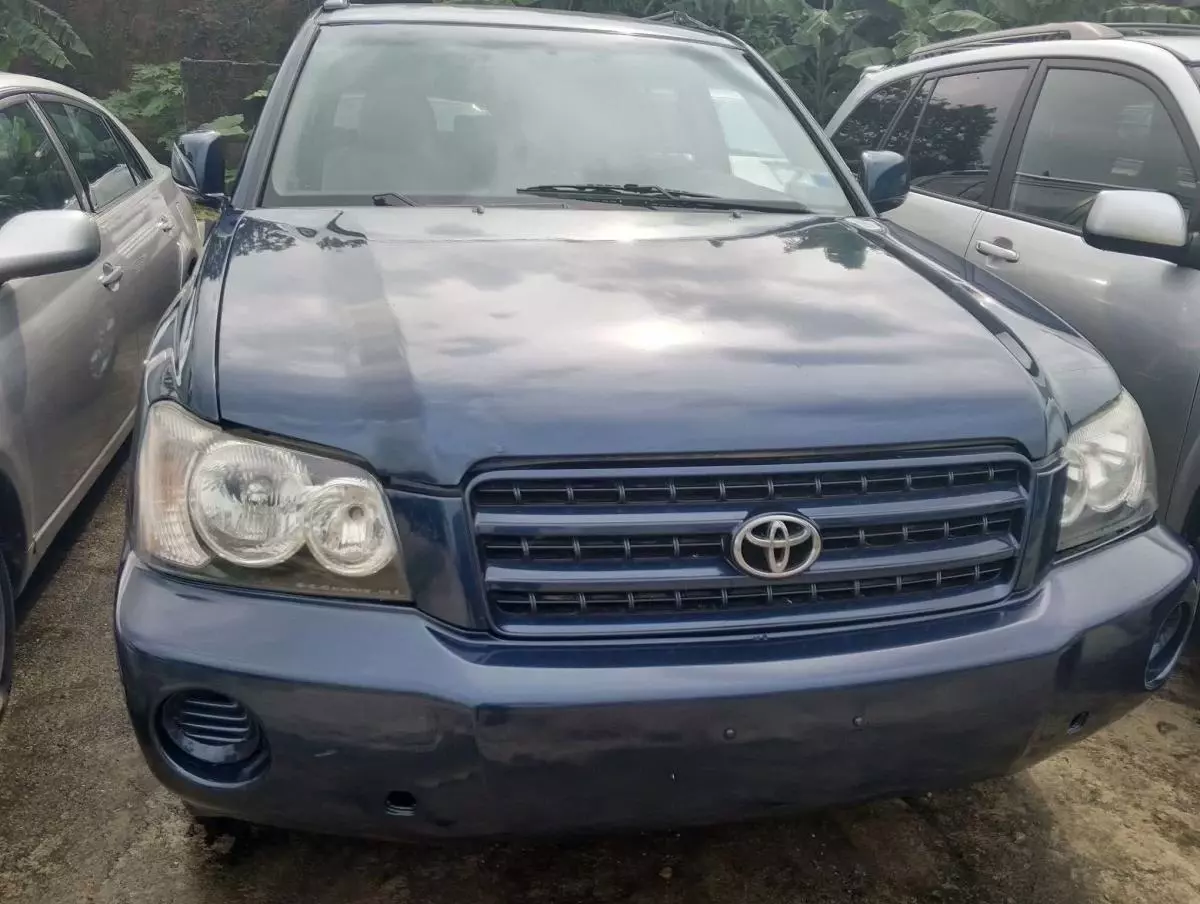 Toyota Highlander   - 2005