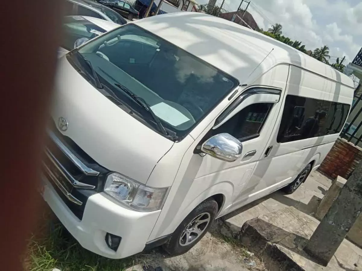 Toyota Hiace   - 2006