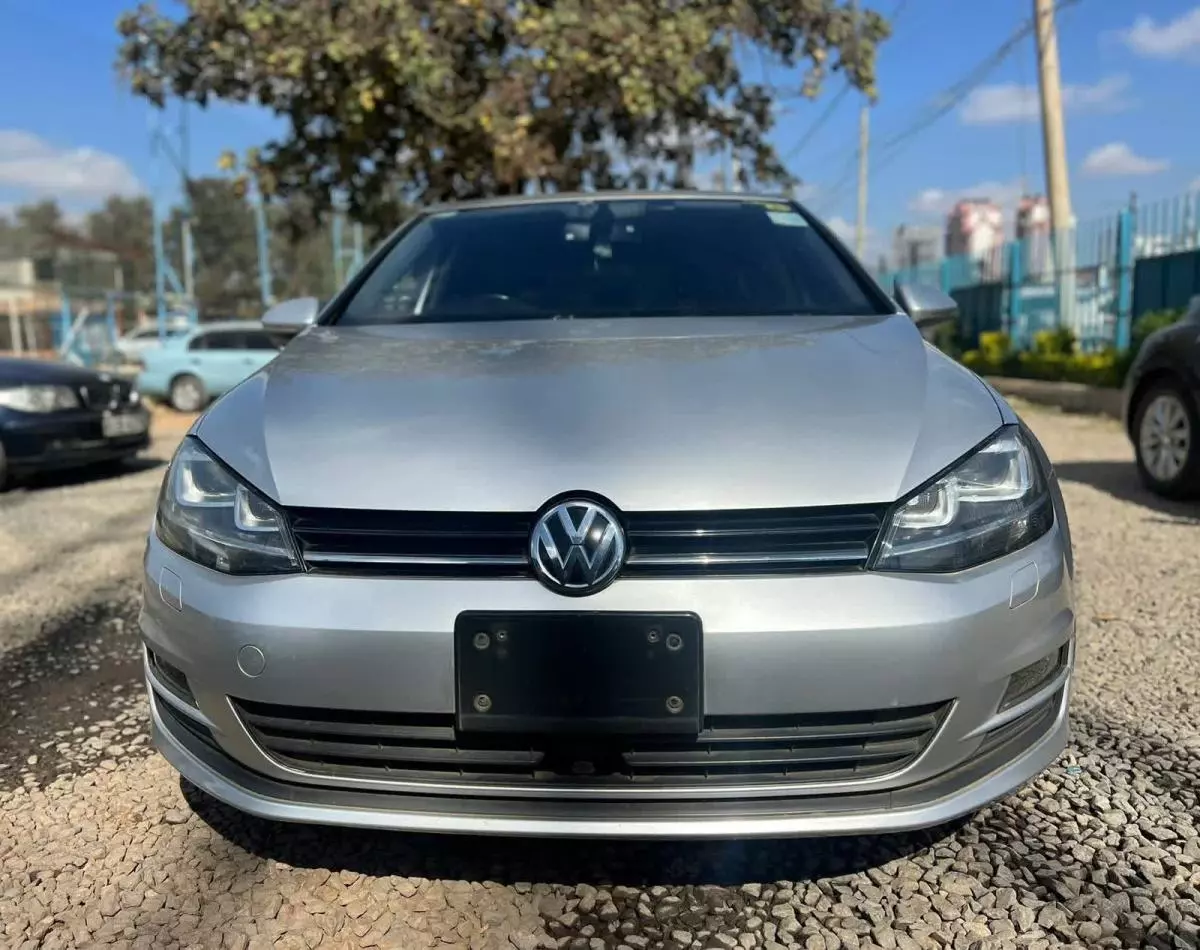 Volkswagen Golf - 2015