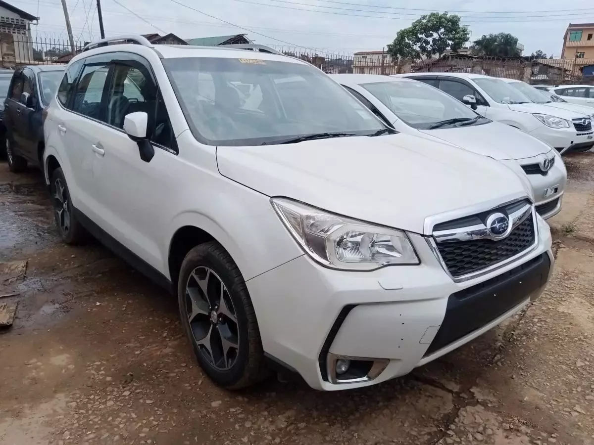 Subaru Forester   - 2015